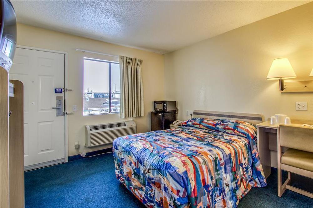Motel 6-Mesa, Az - South Bilik gambar