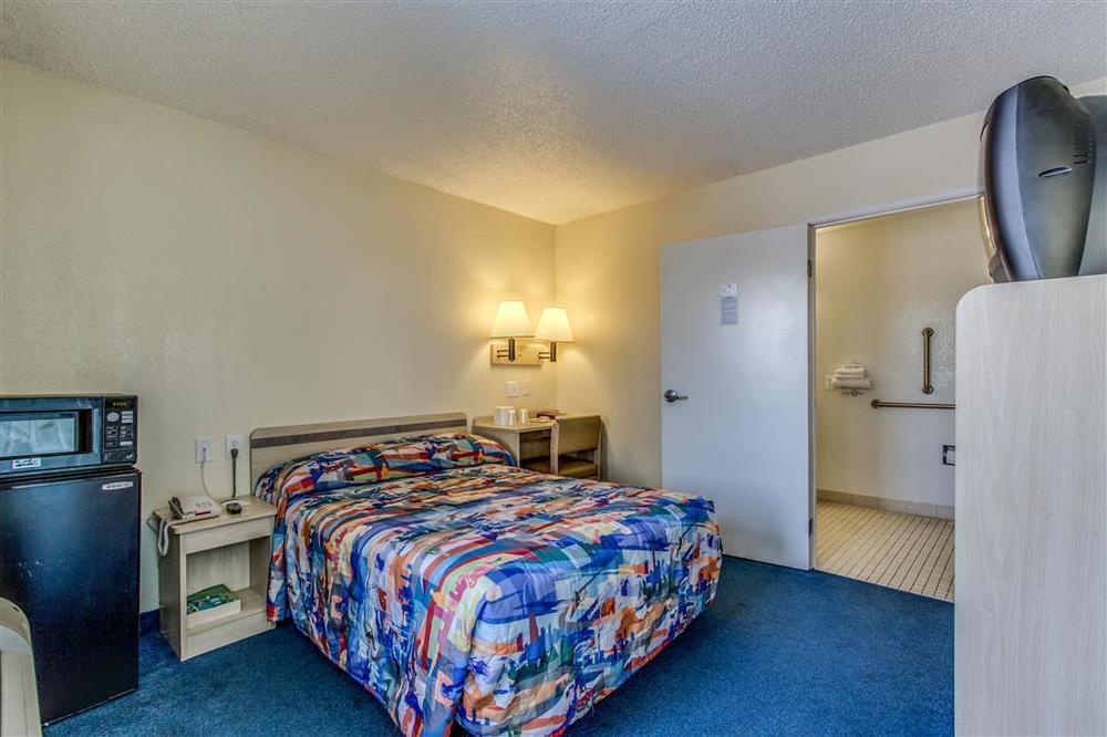 Motel 6-Mesa, Az - South Bilik gambar